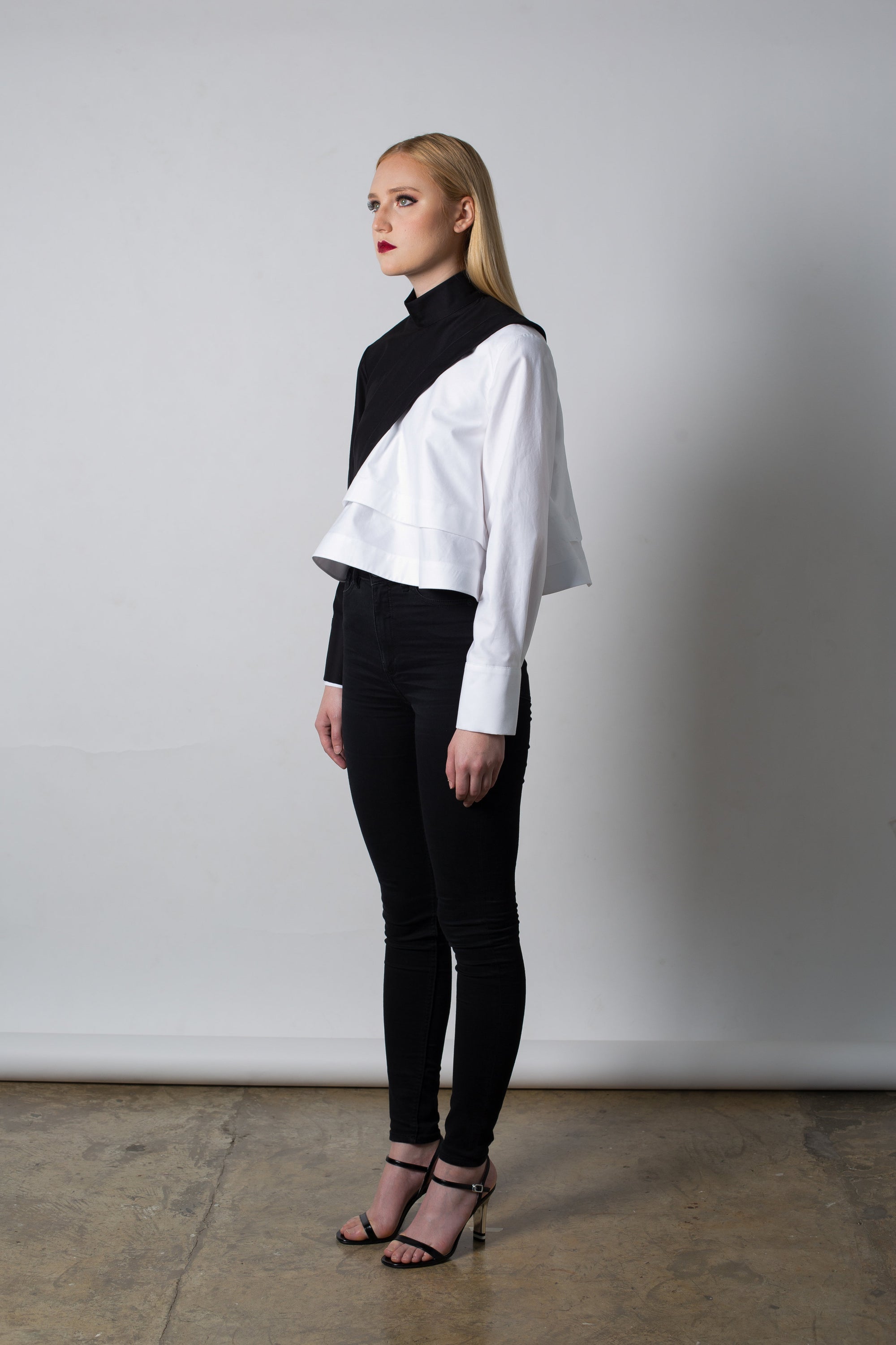 Half body top with stand collar